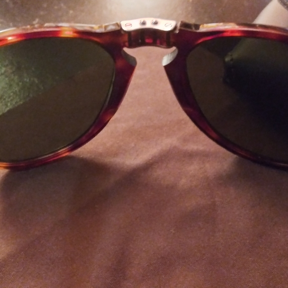 Designer sunglasses - Picture 5 of 9